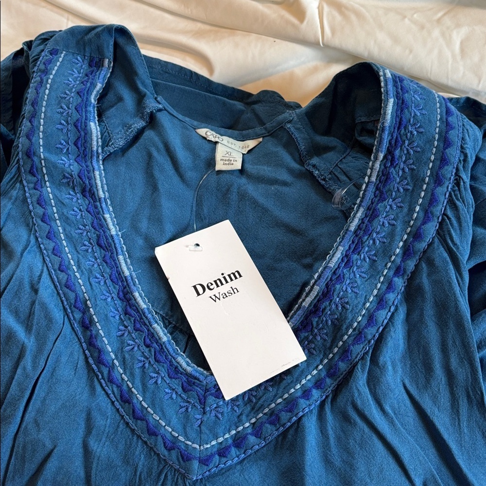 CATO Rayon embroidered V neck short sleeve whimsical denim wash shirt Xl NWT - Picture 10 of 11